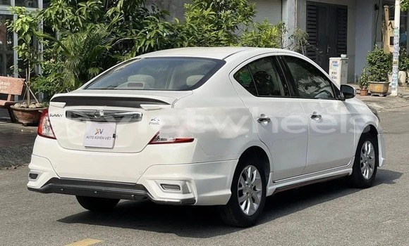 Mua Đã sử dụng Nissan SUNNY Xe ô tô Mua Đã sử dụng Nissan SUNNY Xe ô tô