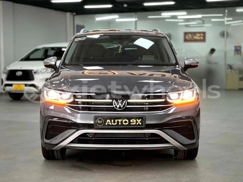 Big with watermark volkswagen tiguan hanoi saigon 46949