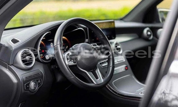 Mua Đã sử dụng Mercedes GLC Xe ô tô Mua Đã sử dụng Mercedes GLC Xe ô tô