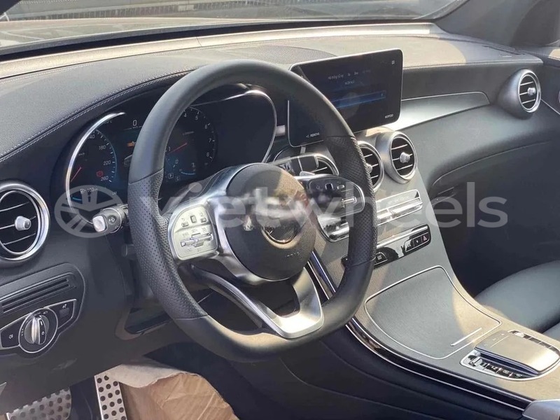 Big with watermark mercedes glc 300 4matic hanoi saigon 46954