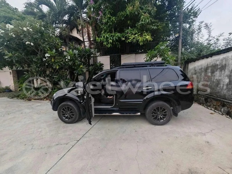 Big with watermark mitsubishi pajero sport hanoi saigon 46965