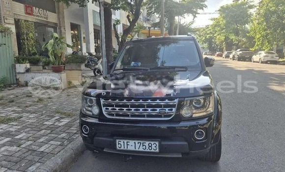 Mua Đã sử dụng Land Rover DISCOVERY HSE Xe ô tô Mua Đã sử dụng Land Rover DISCOVERY HSE Xe ô tô