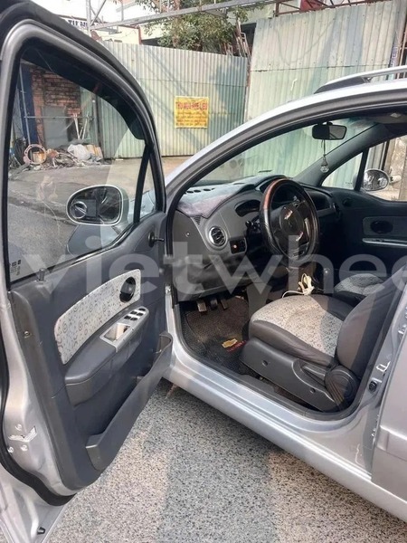 Big with watermark chevrolet spark hanoi saigon 46969
