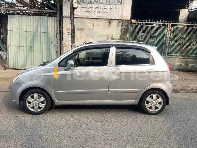 Big with watermark chevrolet spark hanoi saigon 46969