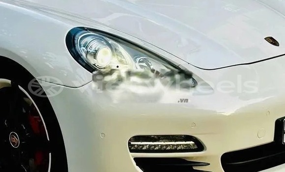 Mua Đã sử dụng Porsche Panamera Xe ô tô Mua Đã sử dụng Porsche Panamera Xe ô tô