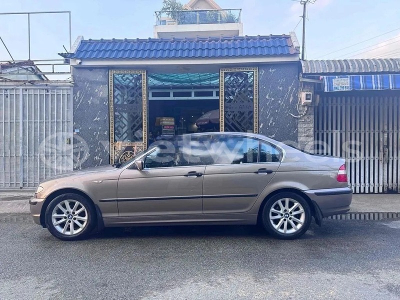 Big with watermark bmw 3 series hanoi saigon 46973