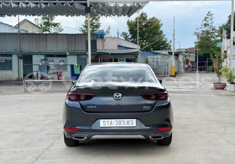 Big with watermark mazda 3 luxury hanoi saigon 46976