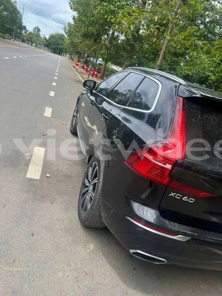 Big with watermark volvo xc60 hanoi saigon 46983