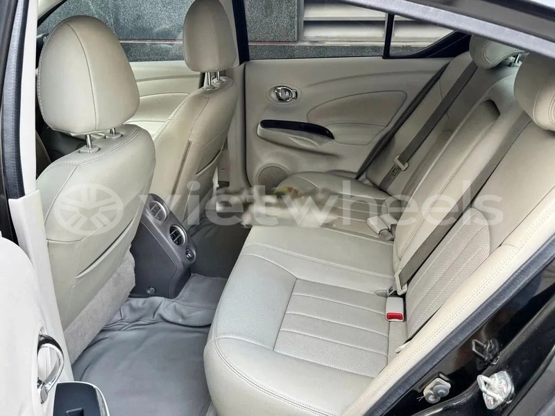 Big with watermark nissan sunny hanoi saigon 46986