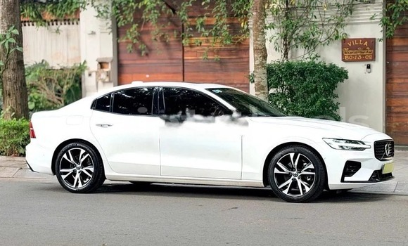 Mua Đã sử dụng Volvo S60 R-DESIGN Xe ô tô Mua Đã sử dụng Volvo S60 R-DESIGN Xe ô tô