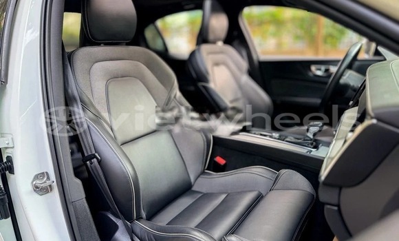 Mua Đã sử dụng Volvo S60 R-DESIGN Xe ô tô Mua Đã sử dụng Volvo S60 R-DESIGN Xe ô tô
