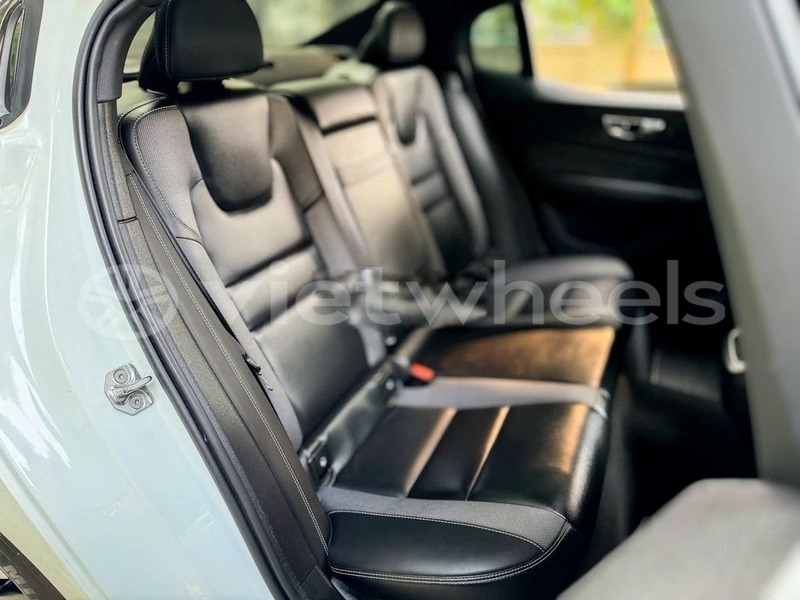 Big with watermark volvo s60 r design hanoi saigon 46996
