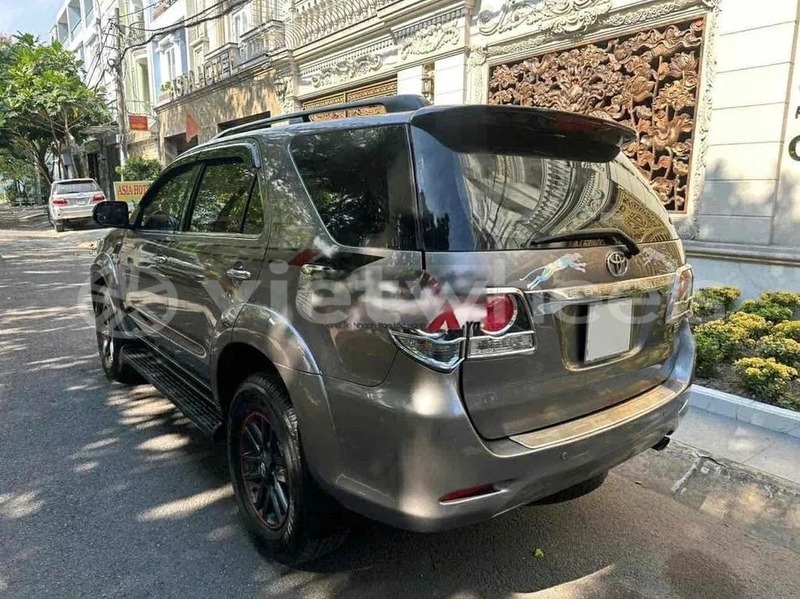 Big with watermark toyota fortuner hanoi saigon 47002