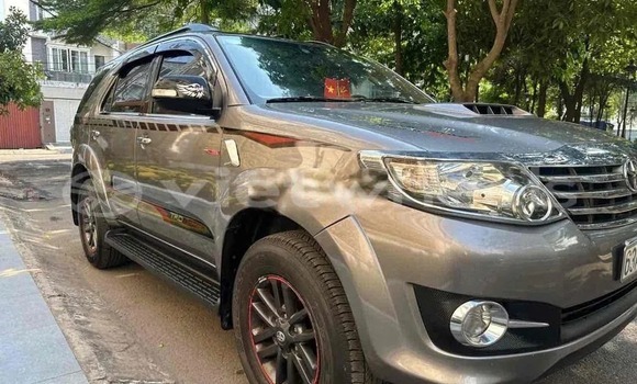 Mua Đã sử dụng Toyota Fortuner Xe ô tô Mua Đã sử dụng Toyota Fortuner Xe ô tô