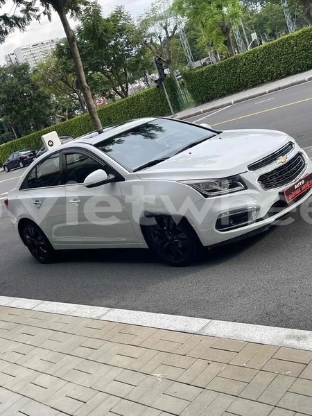 Big with watermark chevrolet cruze hanoi saigon 47008