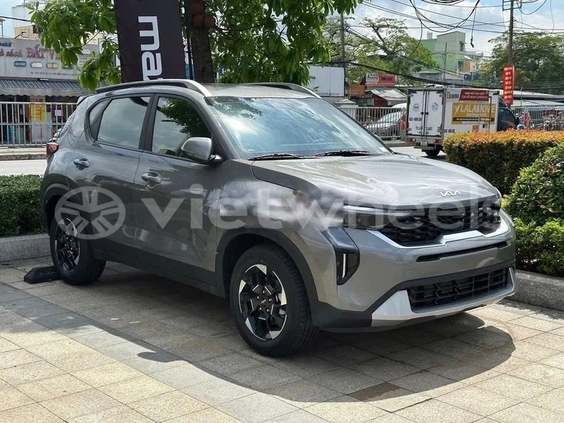 Big with watermark kia sonet hanoi saigon 47013