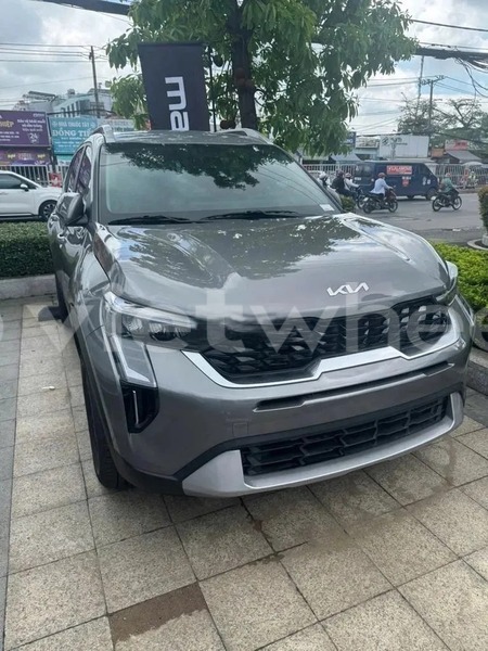Big with watermark kia sonet hanoi saigon 47013
