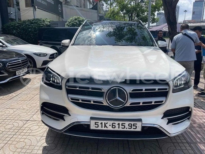 Big with watermark mercedes gls hanoi saigon 47018