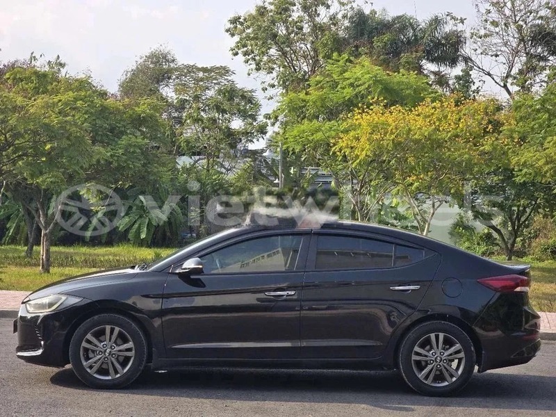 Big with watermark hyundai elantra 1 6 at hanoi saigon 47025