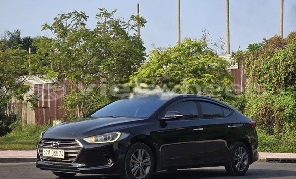 Mua Đã sử dụng Hyundai Elantra 1.6 AT Xe ô tô Mua Đã sử dụng Hyundai Elantra 1.6 AT Xe ô tô