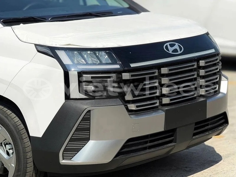 Big with watermark hyundai stargazer hanoi saigon 47032