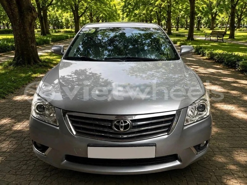 Big with watermark toyota camry hanoi saigon 47034