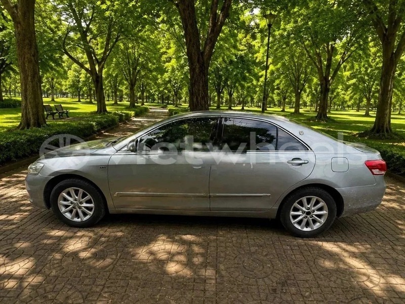 Big with watermark toyota camry hanoi saigon 47034