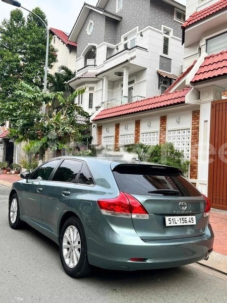 Big with watermark toyota venza hanoi saigon 47037