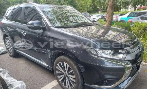 Mua Đã sử dụng Mitsubishi Outlander Xe ô tô Mua Đã sử dụng Mitsubishi Outlander Xe ô tô