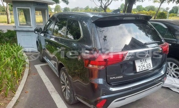 Mua Đã sử dụng Mitsubishi Outlander Xe ô tô Mua Đã sử dụng Mitsubishi Outlander Xe ô tô