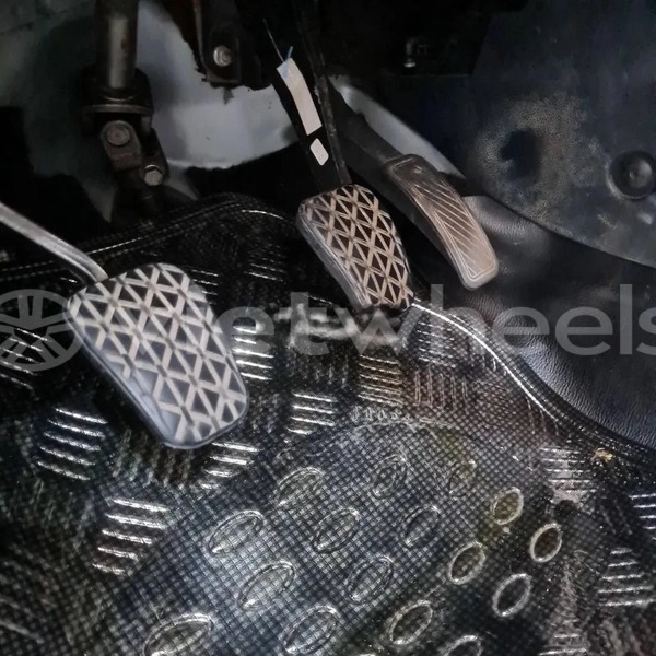 Big with watermark ford fiesta hanoi saigon 47047