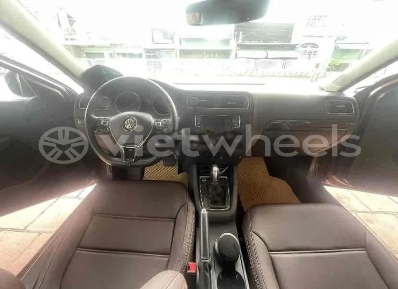 Big with watermark volkswagen jetta hanoi saigon 47053