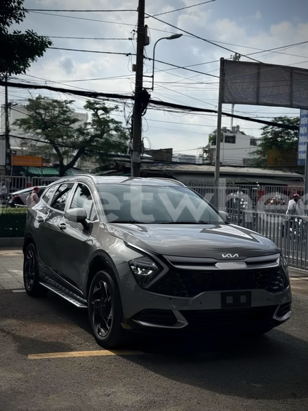 Big with watermark kia sportage hanoi saigon 47058
