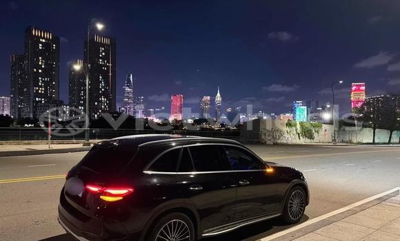 Mua Đã sử dụng Mercedes GLC 300 4Matic Xe ô tô Mua Đã sử dụng Mercedes GLC 300 4Matic Xe ô tô