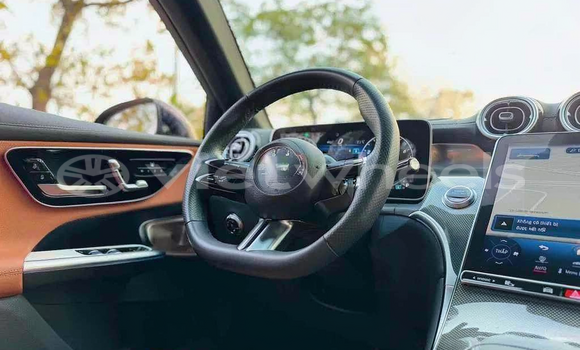 Mua Đã sử dụng Mercedes GLC 300 4Matic Xe ô tô Mua Đã sử dụng Mercedes GLC 300 4Matic Xe ô tô