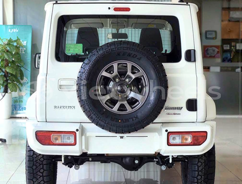Big with watermark suzuki jimny hanoi saigon 47062