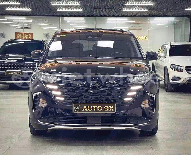 Big with watermark hyundai custin hanoi saigon 47064