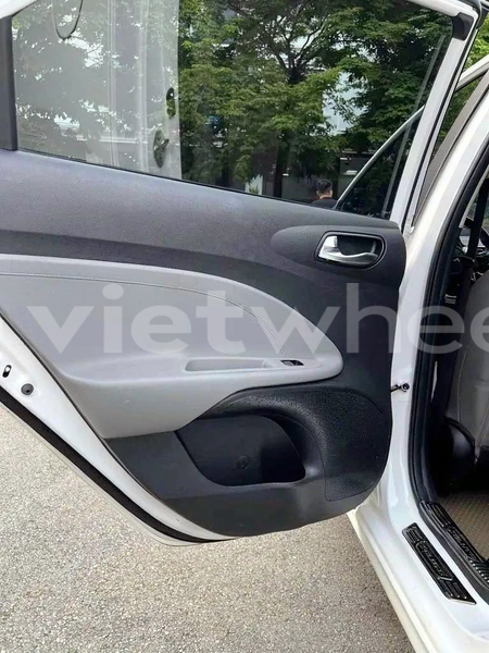 Big with watermark kia soluto hanoi saigon 47067