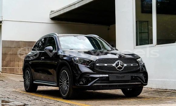 Mua Mới Mercedes GLC 300 4Matic Xe ô tô