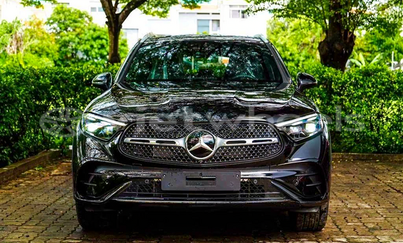 Mua Mới Mercedes GLC 300 4Matic Xe ô tô Mua Mới Mercedes GLC 300 4Matic Xe ô tô