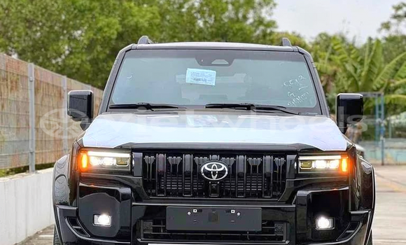 Mua Mới Toyota Land Cruiser Xe ô tô