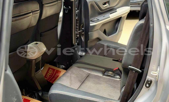 Mua Đã sử dụng Toyota Veloz cross Xe ô tô Mua Đã sử dụng Toyota Veloz cross Xe ô tô