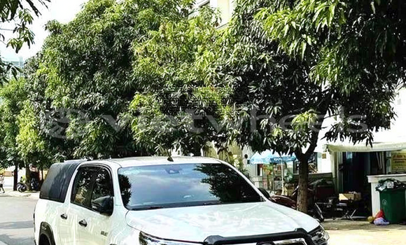 Mua Đã sử dụng Toyota HiLux Xe ô tô Mua Đã sử dụng Toyota HiLux Xe ô tô