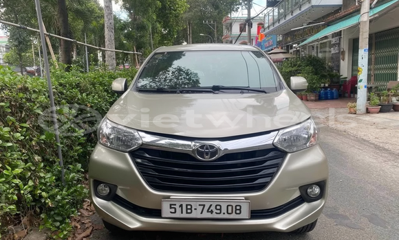 Buy Used Toyota AVANZA AT Car