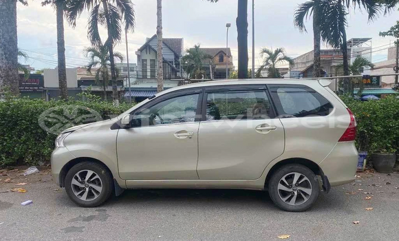 Mua Đã sử dụng Toyota AVANZA AT Xe ô tô Mua Đã sử dụng Toyota AVANZA AT Xe ô tô