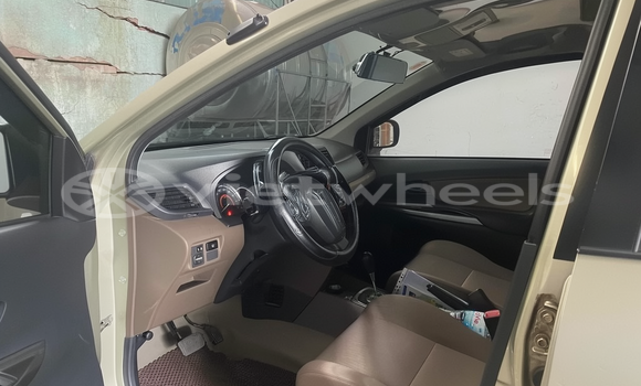 Mua Đã sử dụng Toyota AVANZA AT Xe ô tô Mua Đã sử dụng Toyota AVANZA AT Xe ô tô