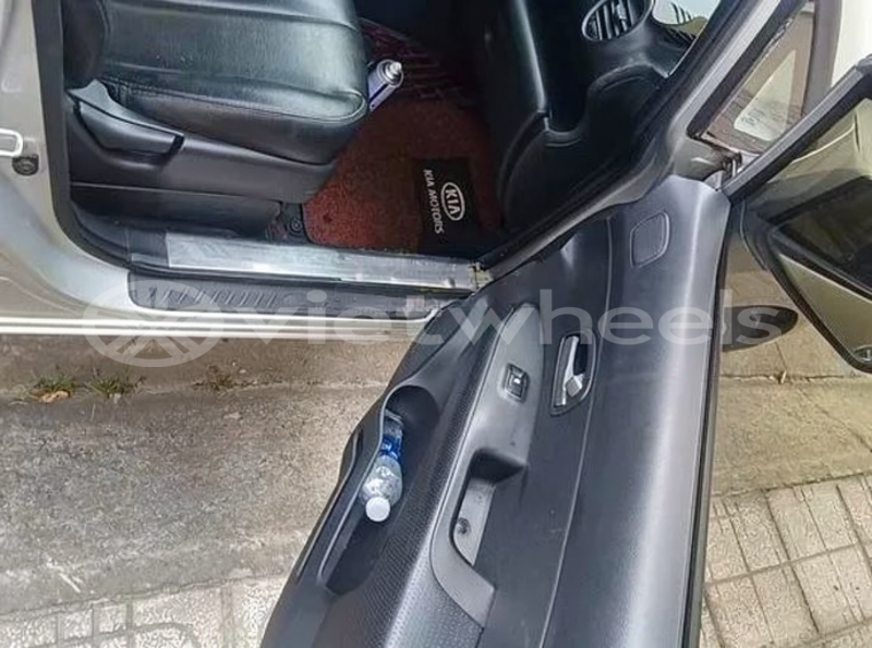 Big with watermark kia carens hanoi tp ho chi minh 47145