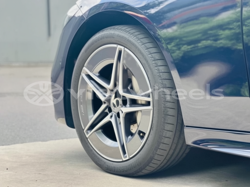 Big with watermark mercedes c300 hanoi tp ho chi minh 47175