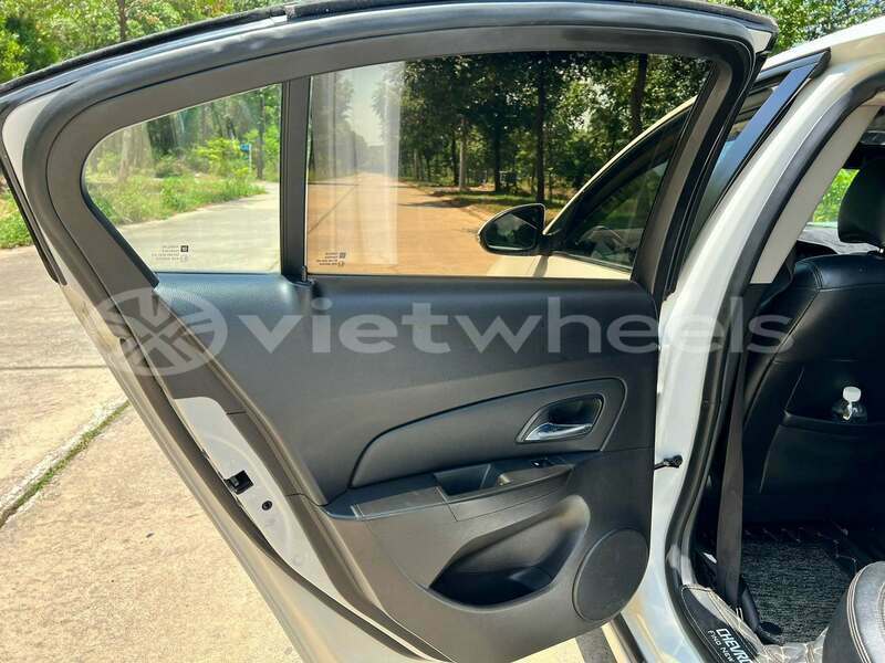 Big with watermark chevrolet cruze hanoi hue 47188