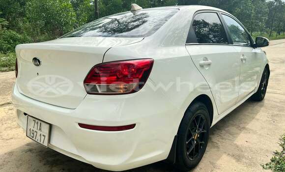 Mua Đã sử dụng Kia Soluto Xe ô tô Mua Đã sử dụng Kia Soluto Xe ô tô